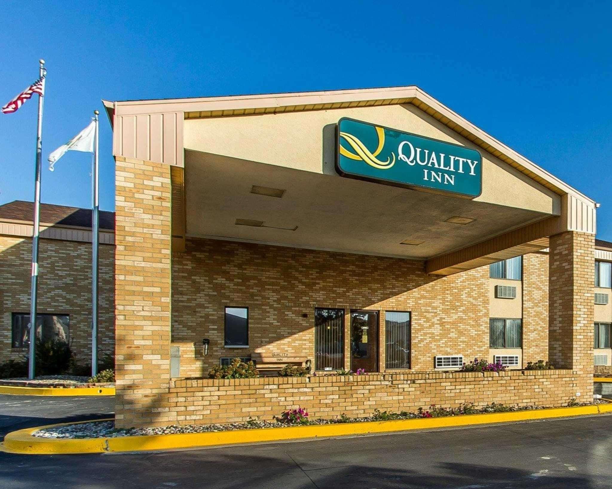 Quality Inn Burlington Near Hwy 34 Экстерьер фото
